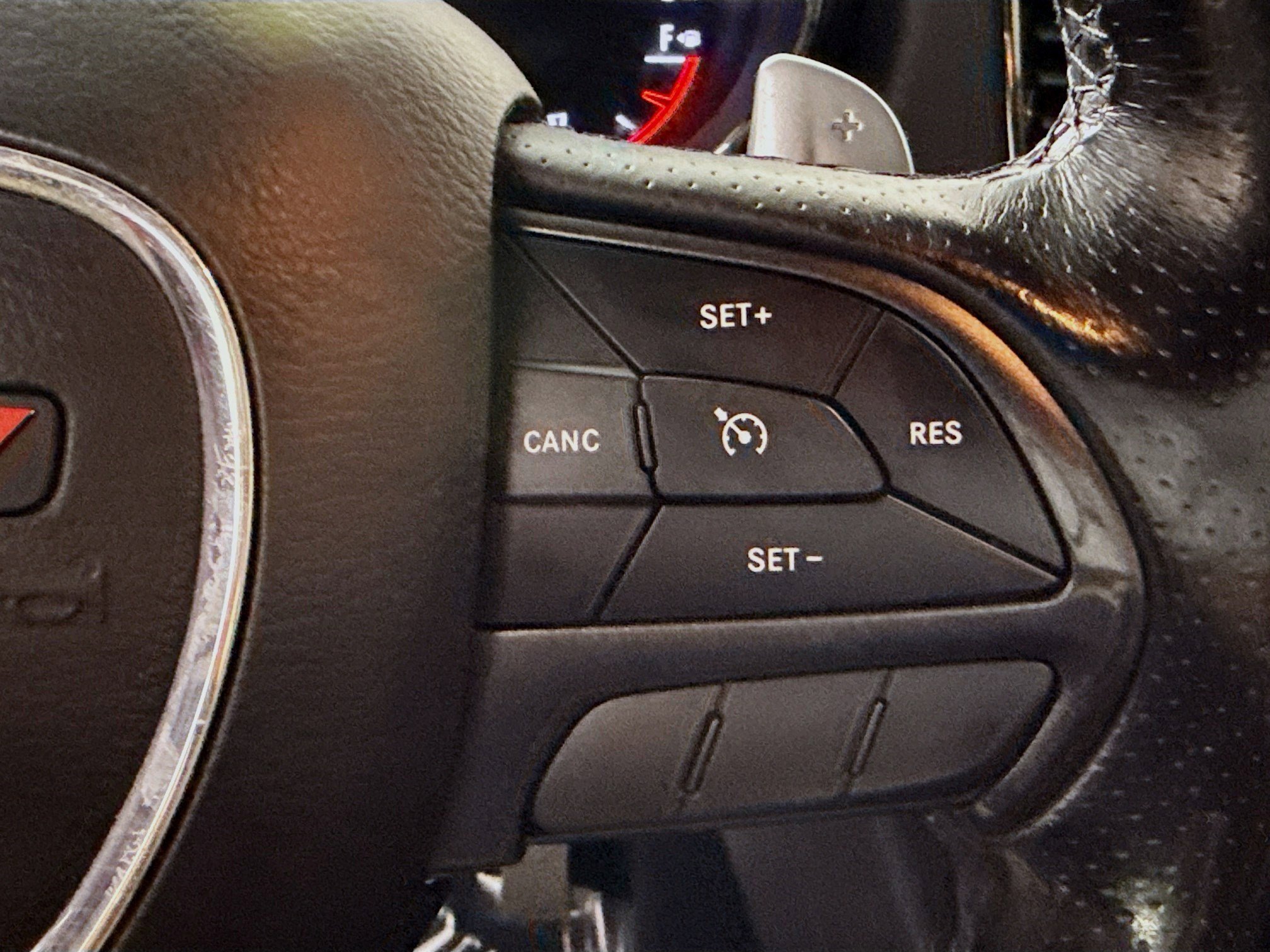 Used 2020 Dodge Durango R/T w/ Blacktop Package image 15