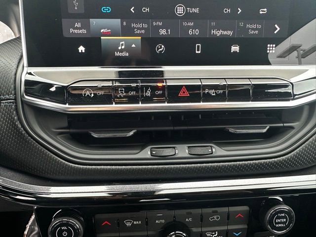 New 2026 Jeep Compass Limited image 18