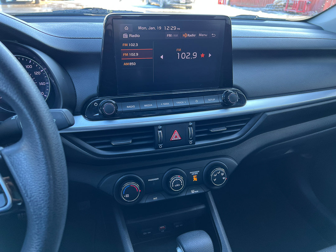 Used 2023 Kia Forte LXS image 15