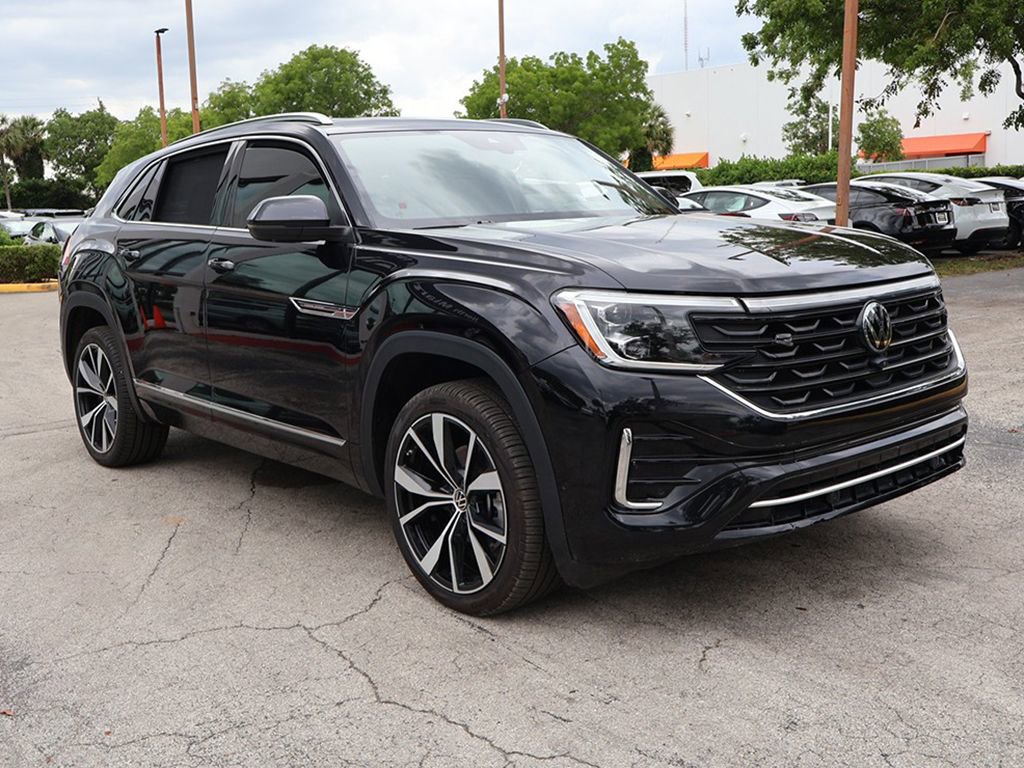 Used 2024 Volkswagen Atlas Cross Sport SEL Premium R-Line AWD/4WD image 2