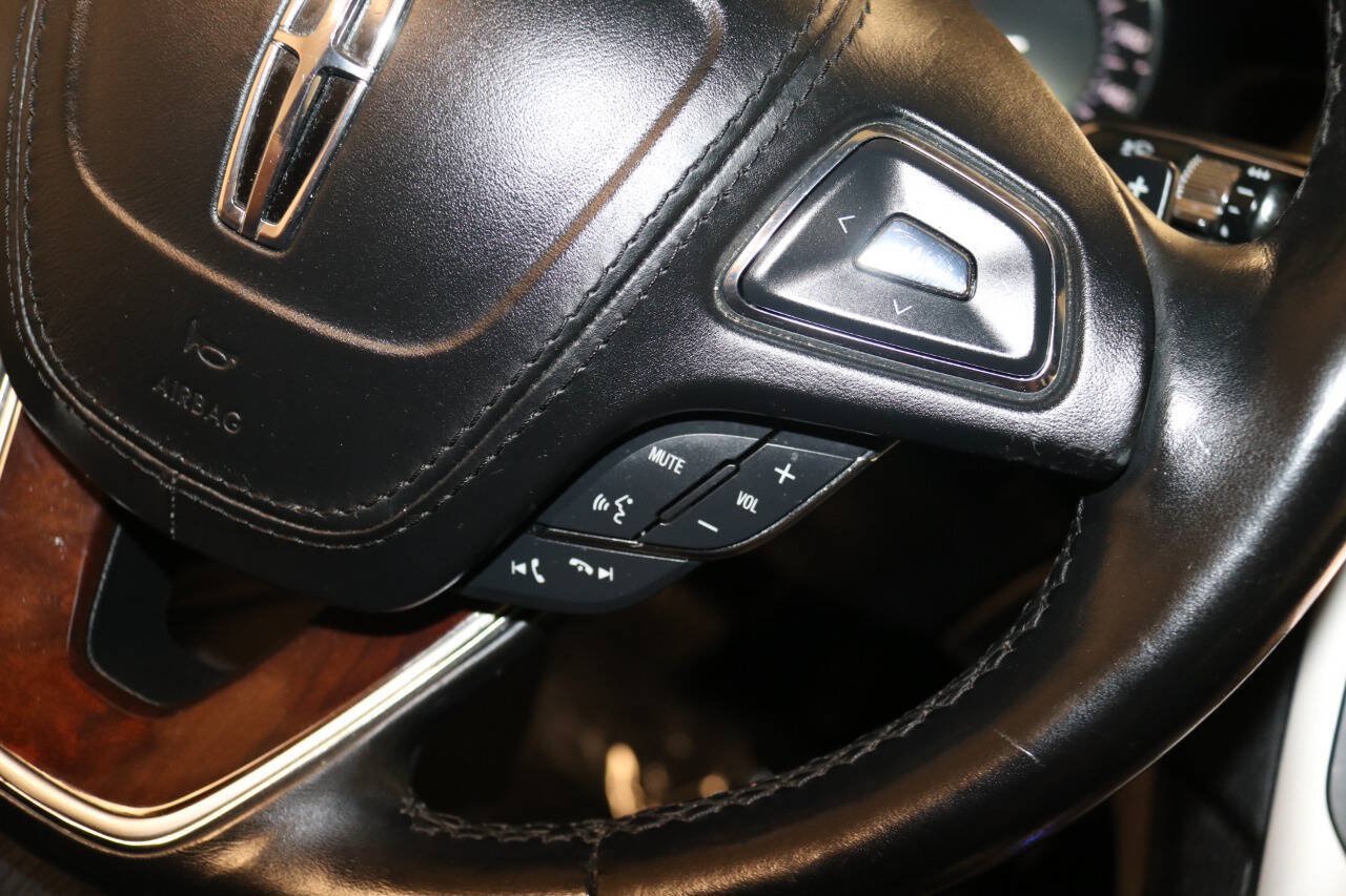 Used 2020 Lincoln MKZ Reserve w/ Elements Package FWD image 30