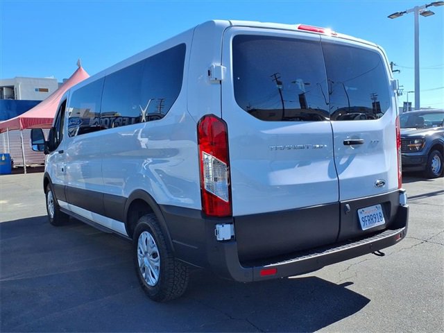 Used 2023 Ford Transit 350 XLT image 3
