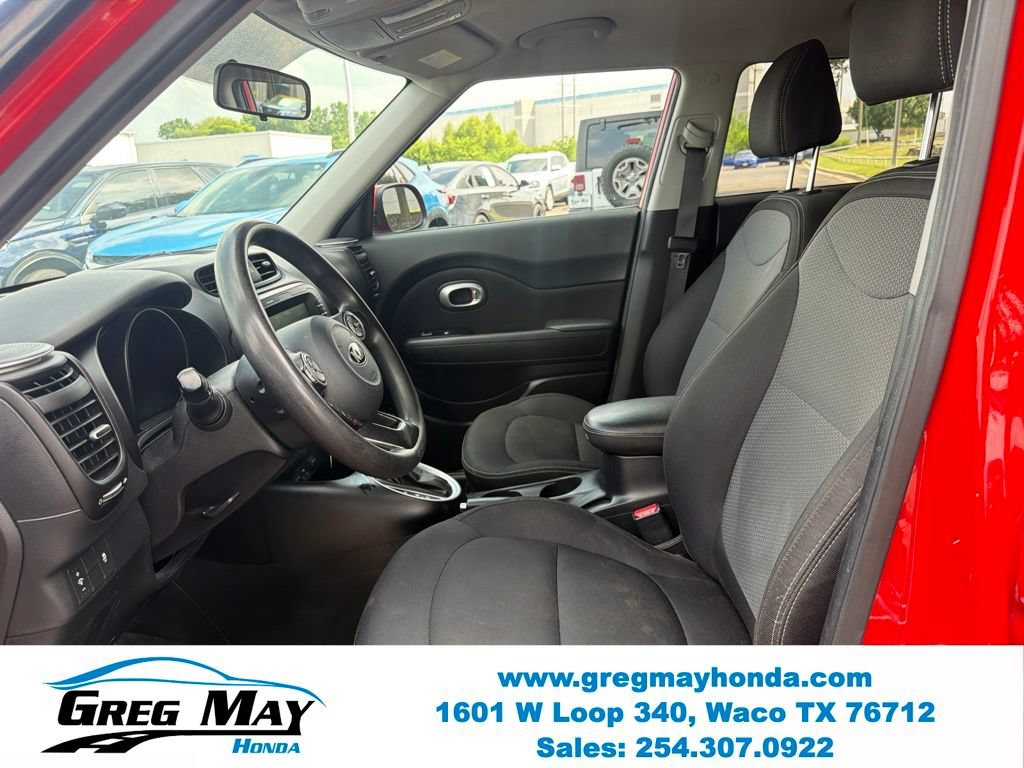 Used 2019 Kia Soul + FWD image 11