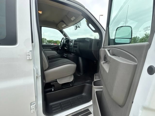 Used 2025 Chevrolet Express 2500 w/ Driver Convenience Package RWD image 23