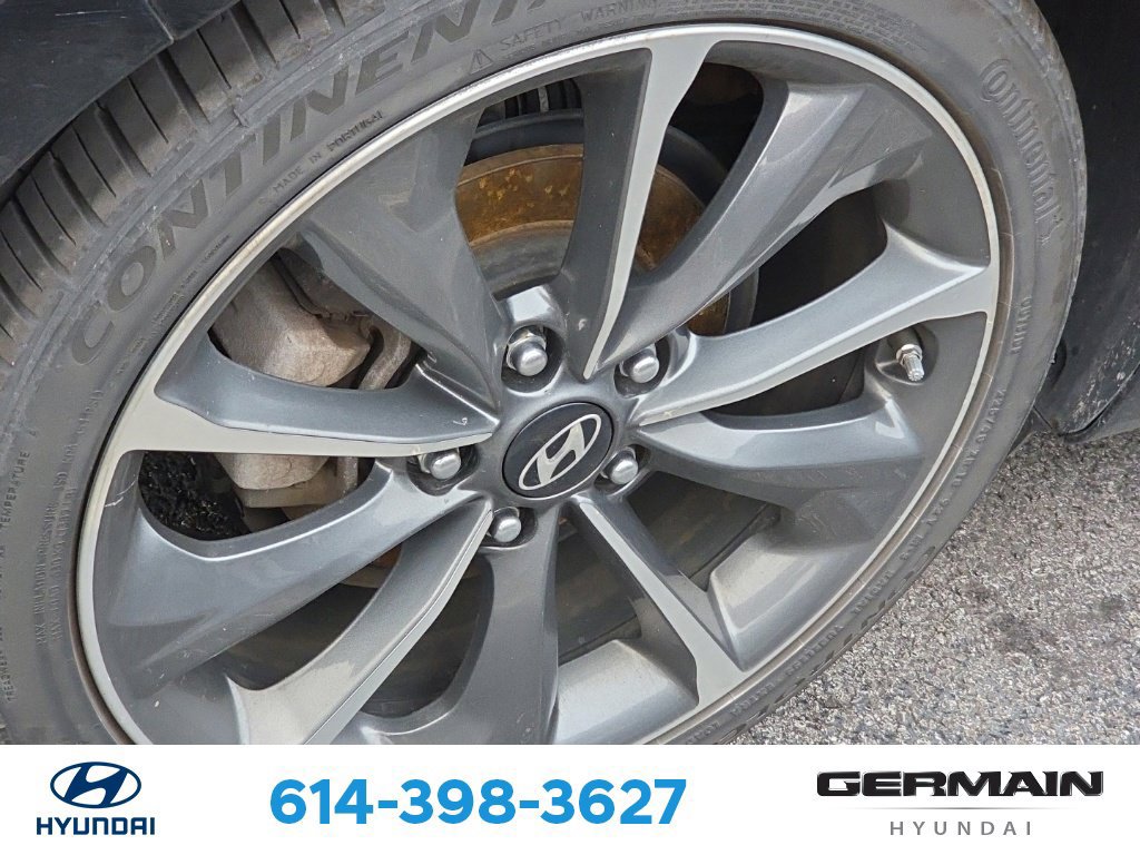Used 2019 Hyundai Veloster 2.0 Premium FWD image 12