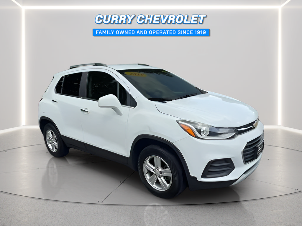 Used 2019 Chevrolet Trax LT w/ LT Convenience Package AWD/4WD image 1