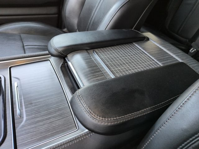 Used 2023 Jeep Wagoneer Series II AWD/4WD image 18
