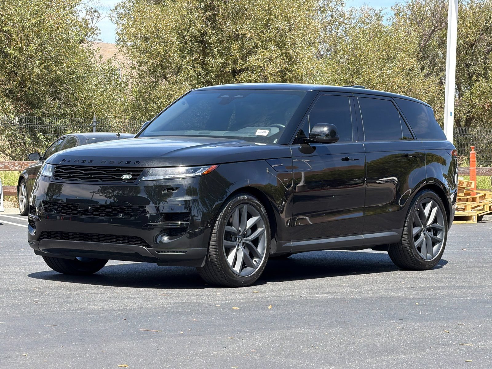 Used 2024 Land Rover Range Rover Sport SE