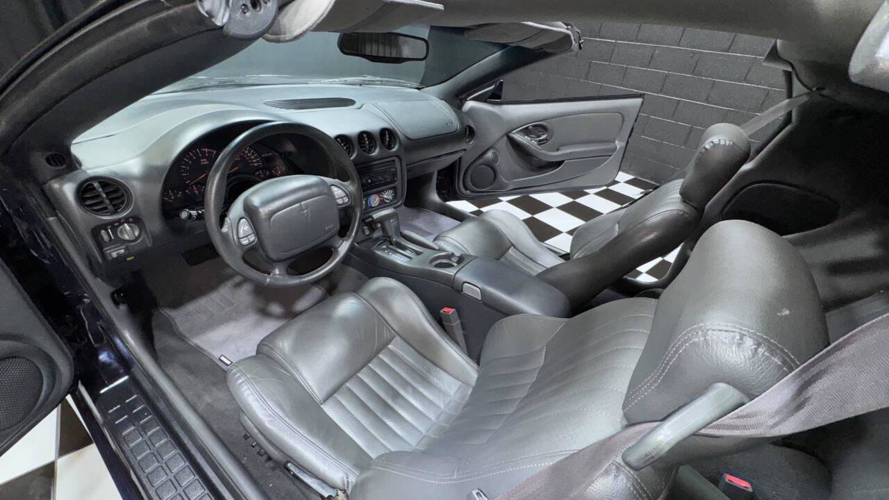 Used 1999 Pontiac Firebird Formula w/ Security Pkg image 2