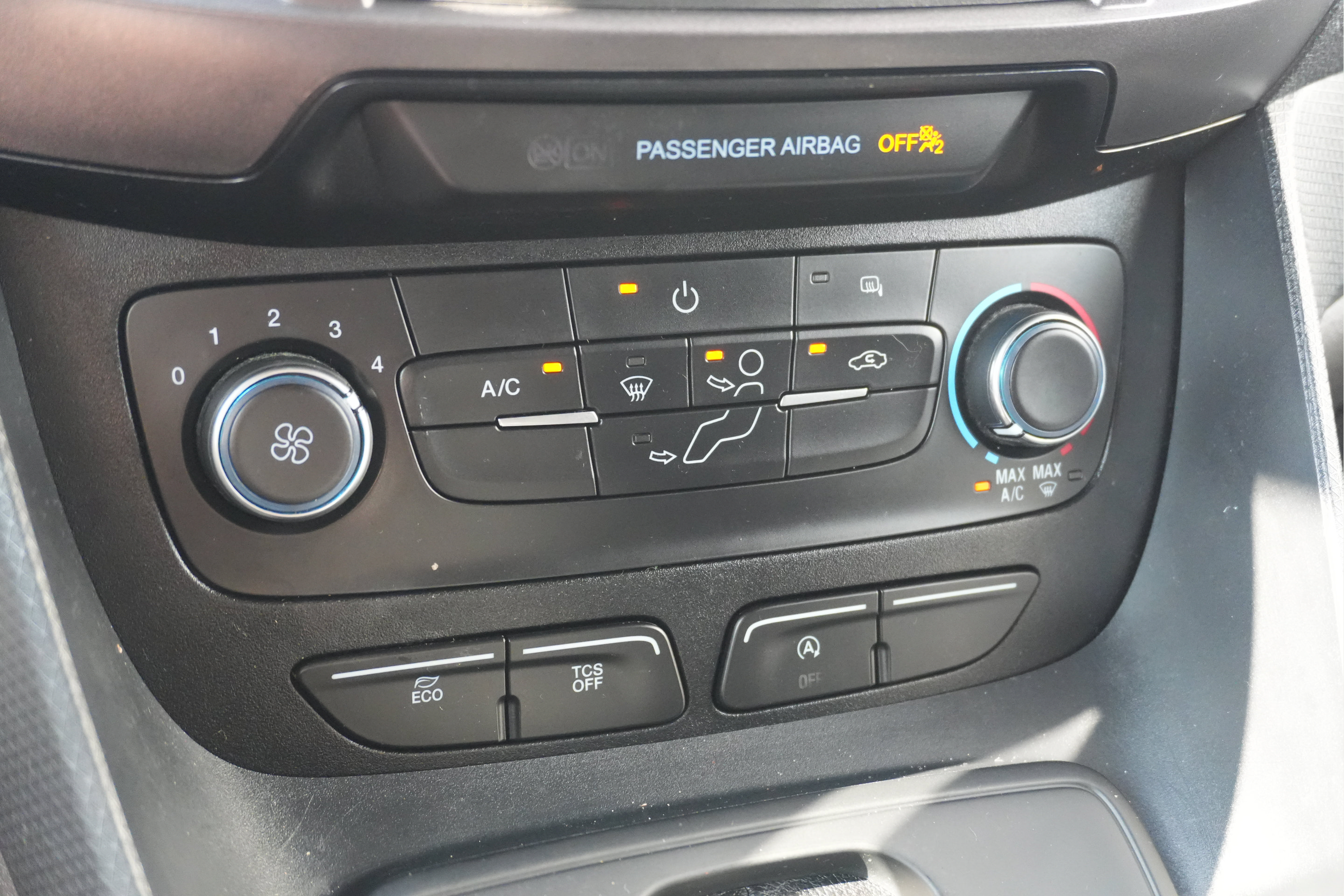 Used 2022 Ford Transit Connect XL FWD image 28