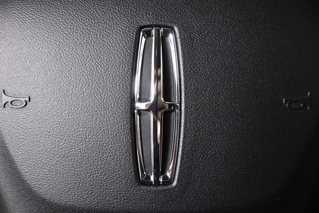 Used 2026 Lincoln Corsair Premiere AWD/4WD image 35