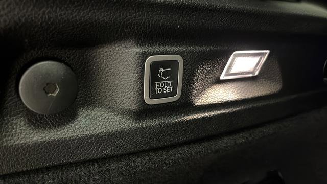 Used 2023 Jeep Grand Cherokee L Summit image 31