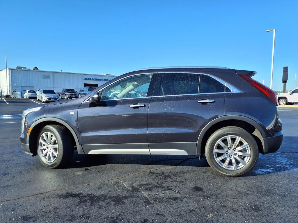 Used 2023 Cadillac XT4 Premium Luxury w/ Cold Weather Package AWD/4WD image 34