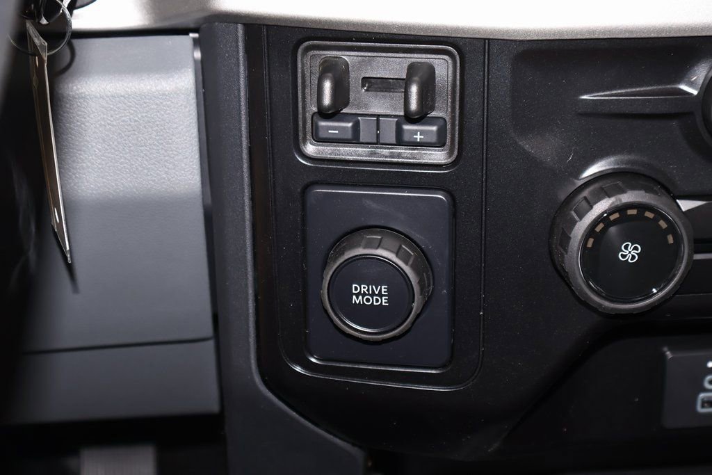 New 2026 Ford F550 2WD Regular Cab Super Duty image 16