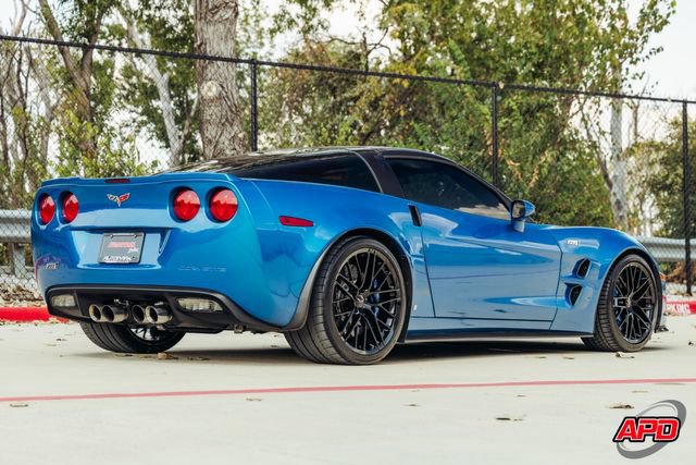 Used 2010 Chevrolet Corvette ZR1 w/ Preferred Equipment Group RWD image 5