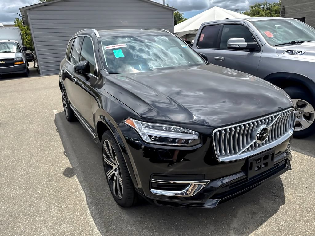 Used 2021 Volvo XC90 T8 Inscription w/ Advanced Package AWD/4WD image 1