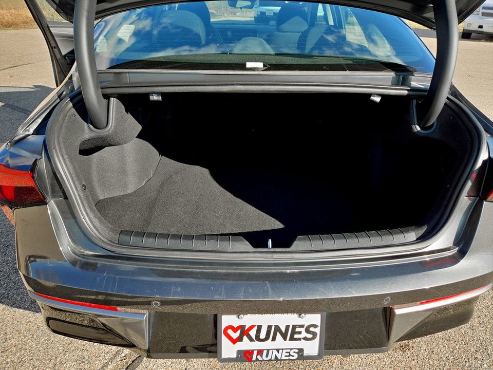 Used 2025 Kia K5 LXS image 32