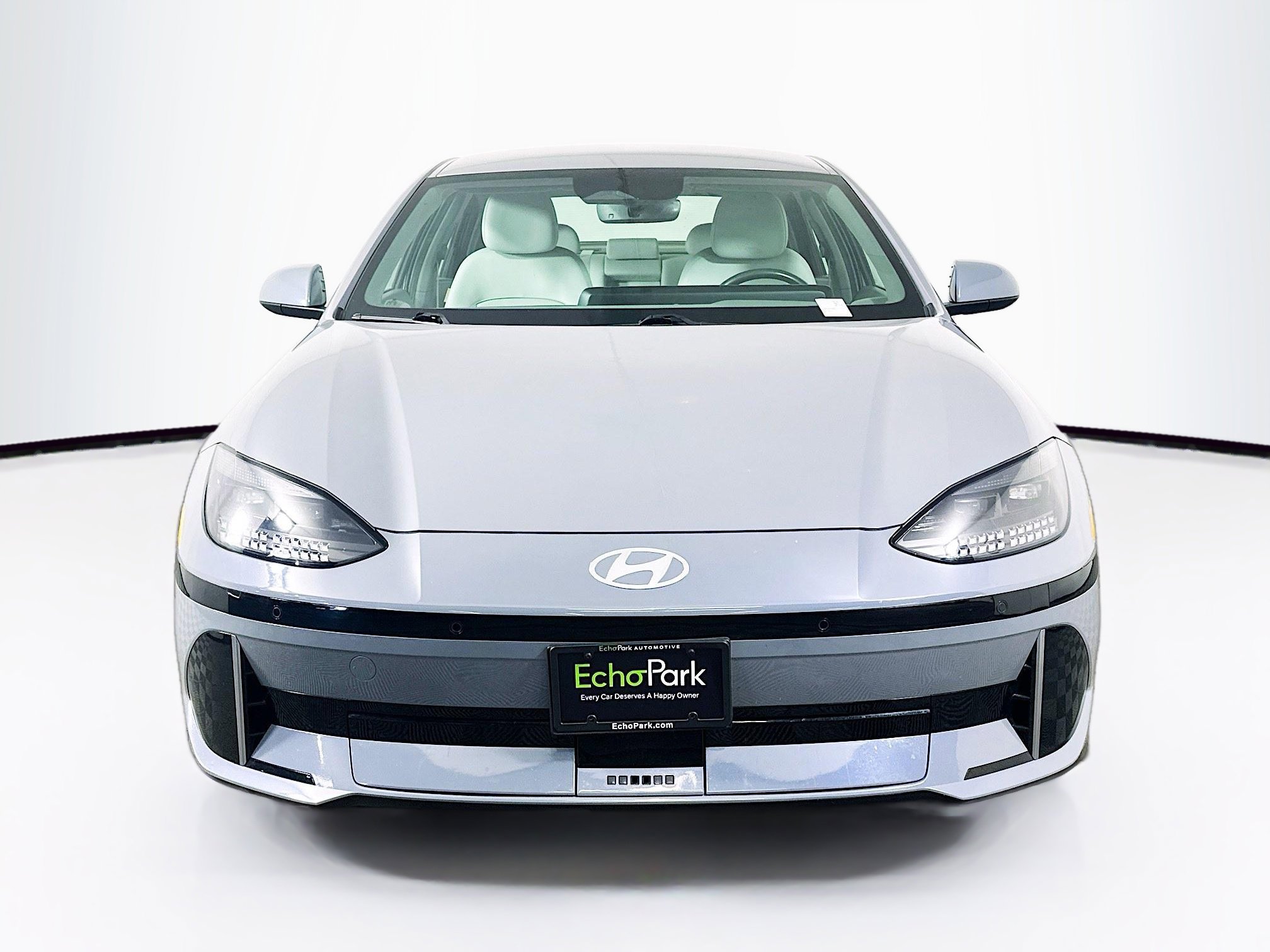 Used 2024 Hyundai Ioniq 6 SEL RWD image 2