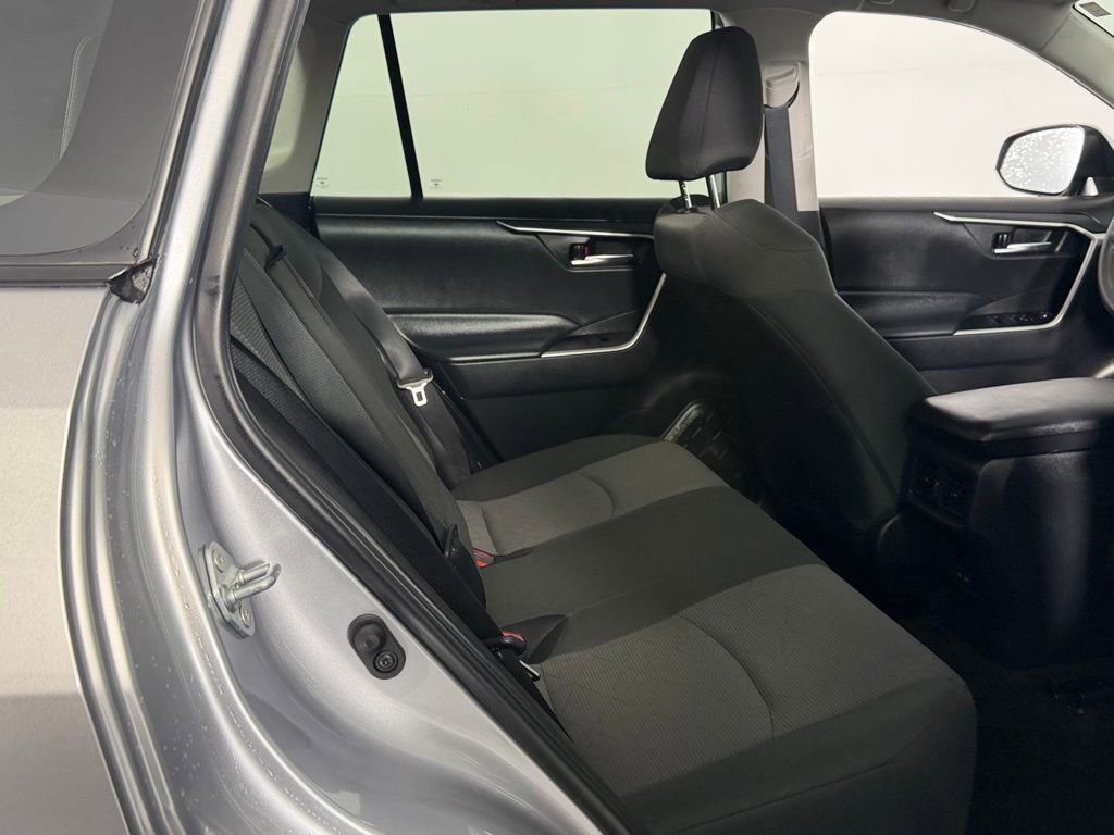Used 2024 Toyota RAV4 XLE image 28
