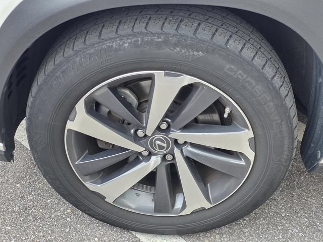 Used 2018 Lexus NX 300h AWD w/ Premium Package image 5