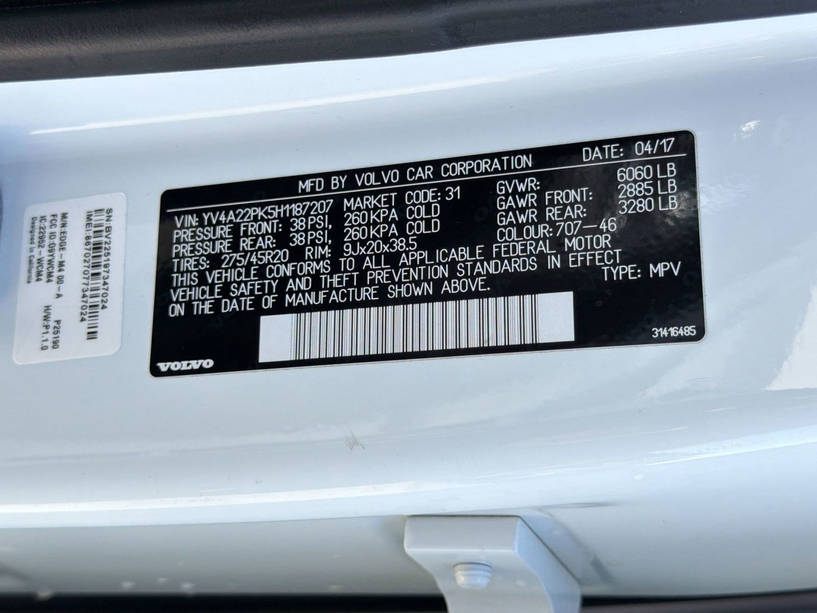 Used 2017 Volvo XC90 T6 Momentum w/ Vision Package image 20