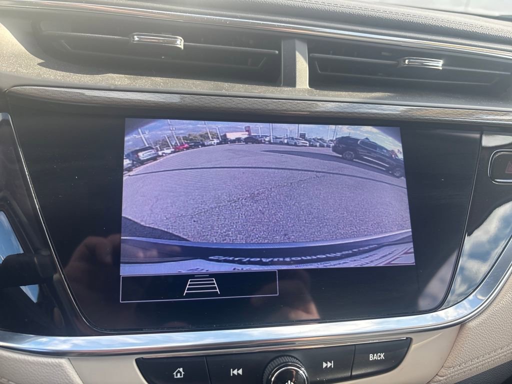 Used 2023 Buick Encore GX Select image 25