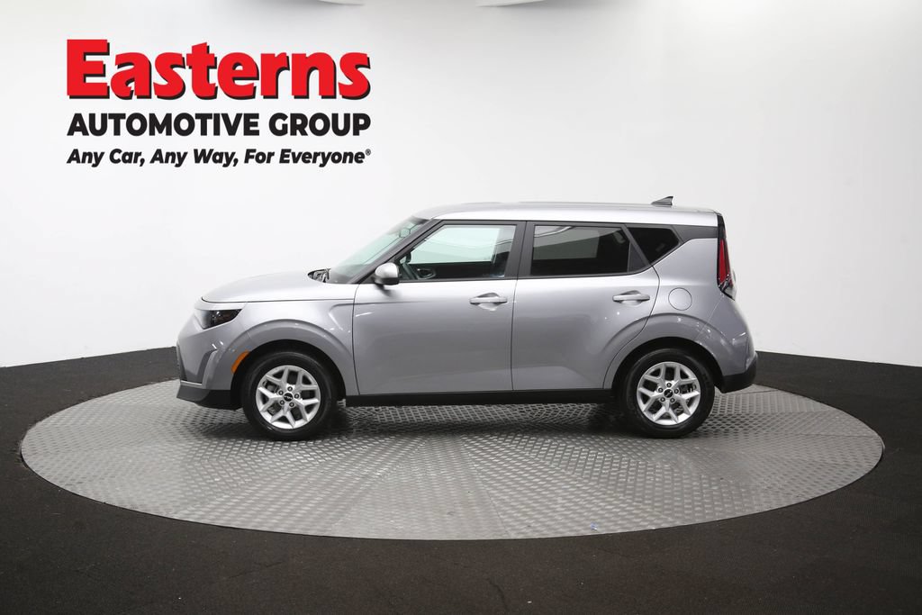Used 2025 Kia Soul LX w/ LX Technology Package FWD image 58