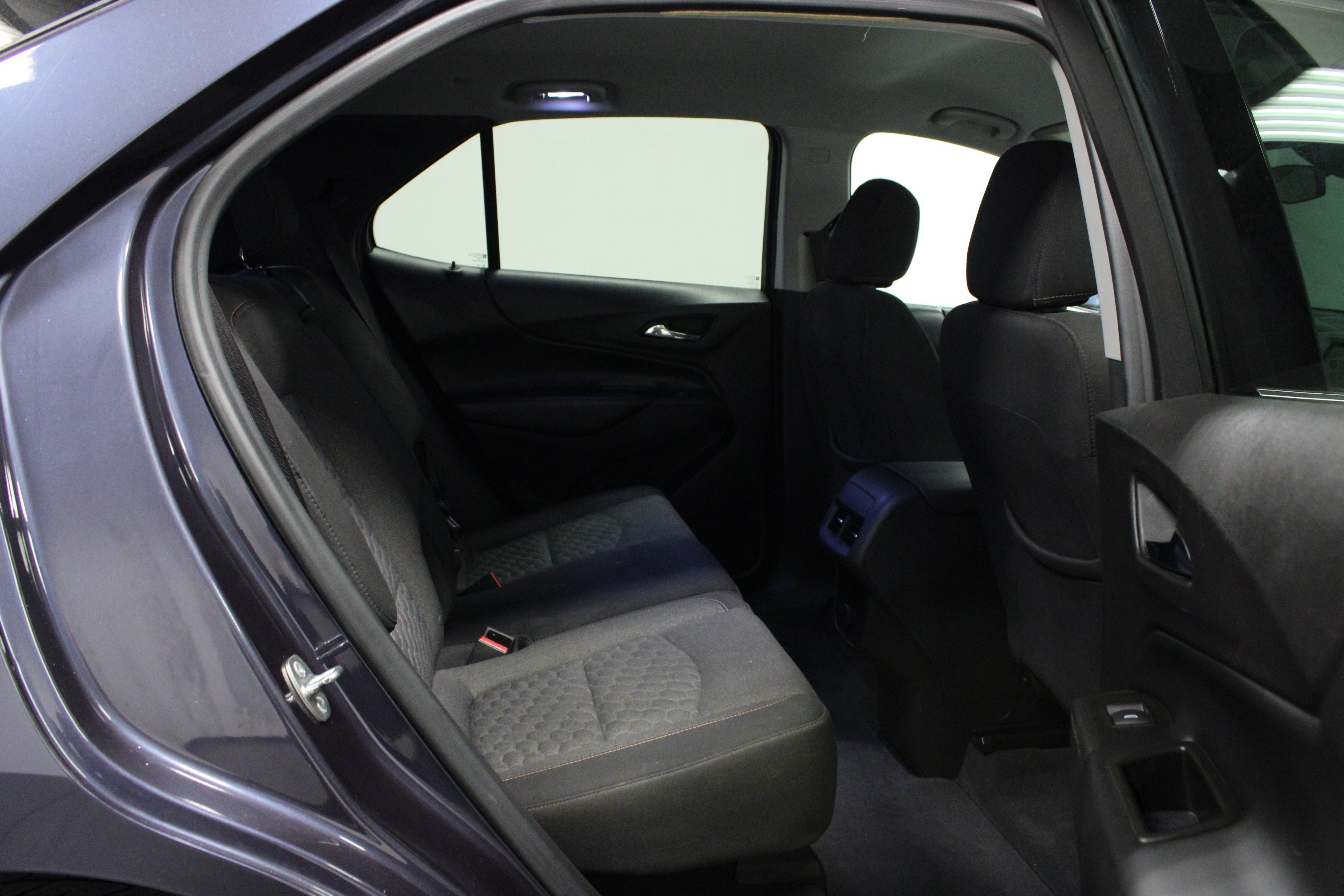 Used 2018 Chevrolet Equinox LT AWD/4WD image 15