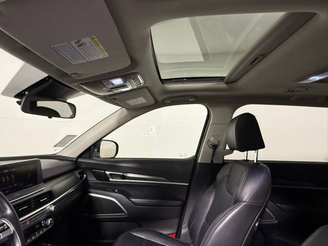 Used 2022 Kia Telluride S AWD/4WD image 29