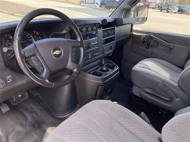 Used 2021 Chevrolet Express 2500 w/ Driver Convenience Package image 15