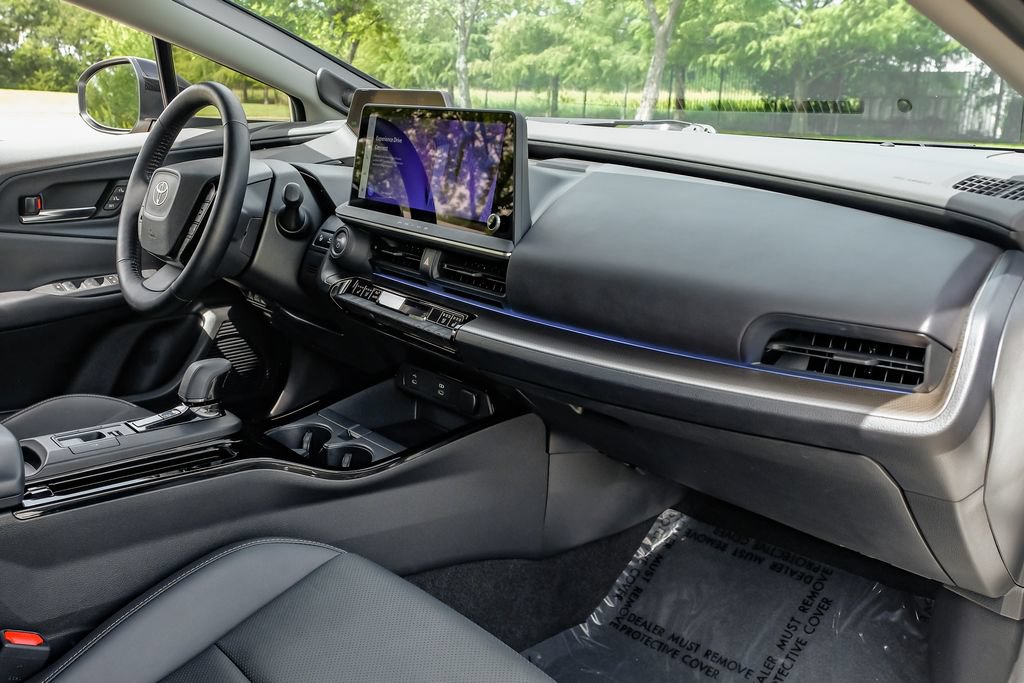 Used 2024 Toyota Prius Limited w/ Limited Premium Package FWD image 15