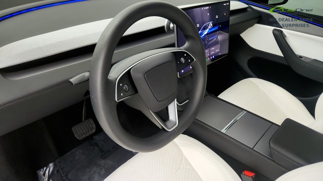 Used 2026 Tesla Model Y AWD image 46