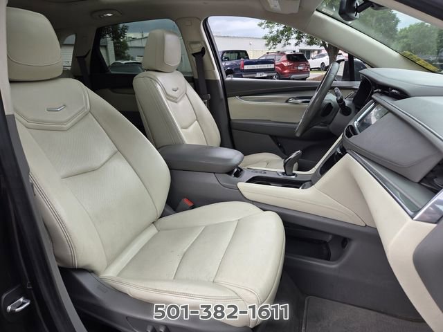 Used 2017 Cadillac XT5 Premium Luxury AWD/4WD image 18
