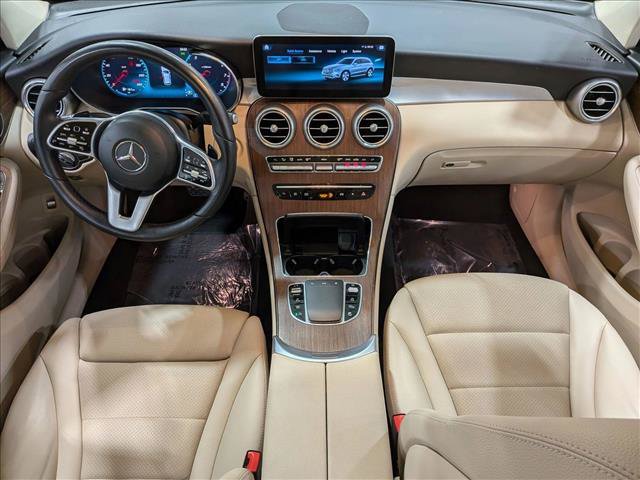 Used 2022 Mercedes-Benz GLC 300 4MATIC w/ Premium Package Lite image 17