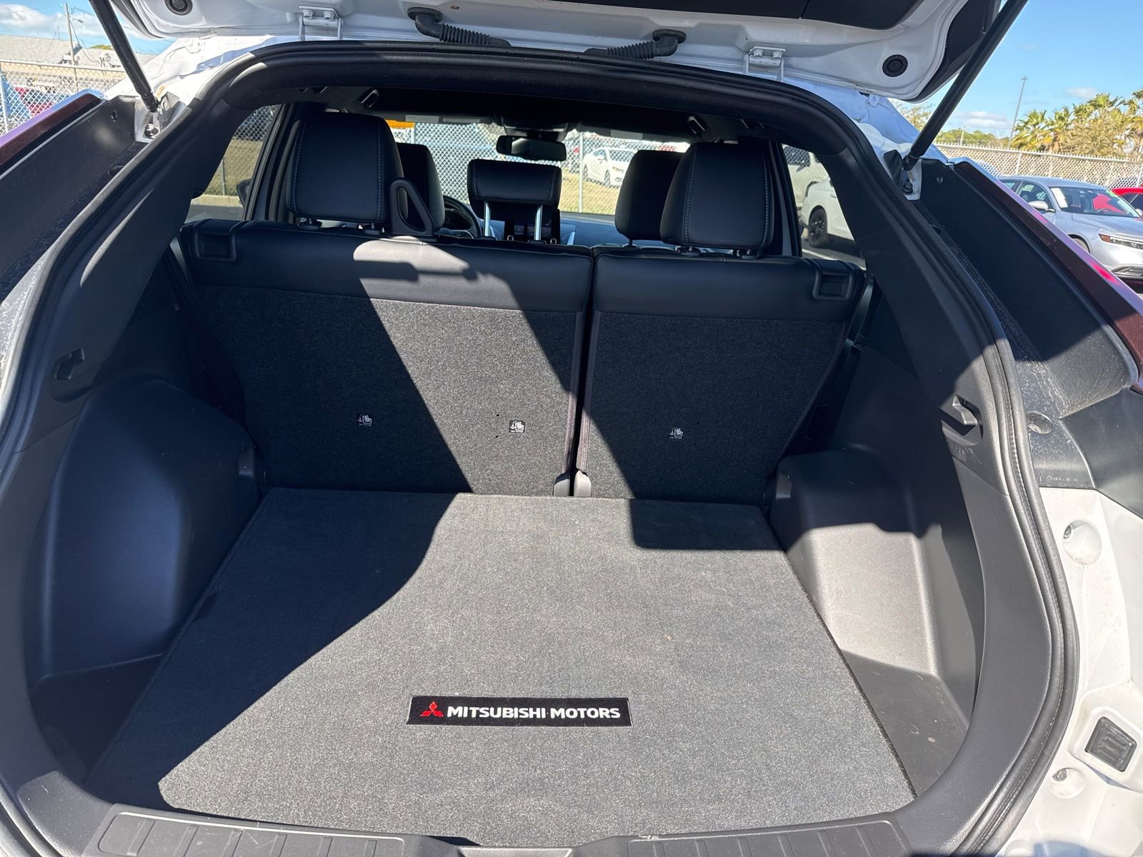 Used 2022 Mitsubishi Eclipse Cross SE image 8