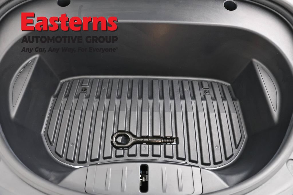 Used 2023 Tesla Model 3 Standard Range image 7