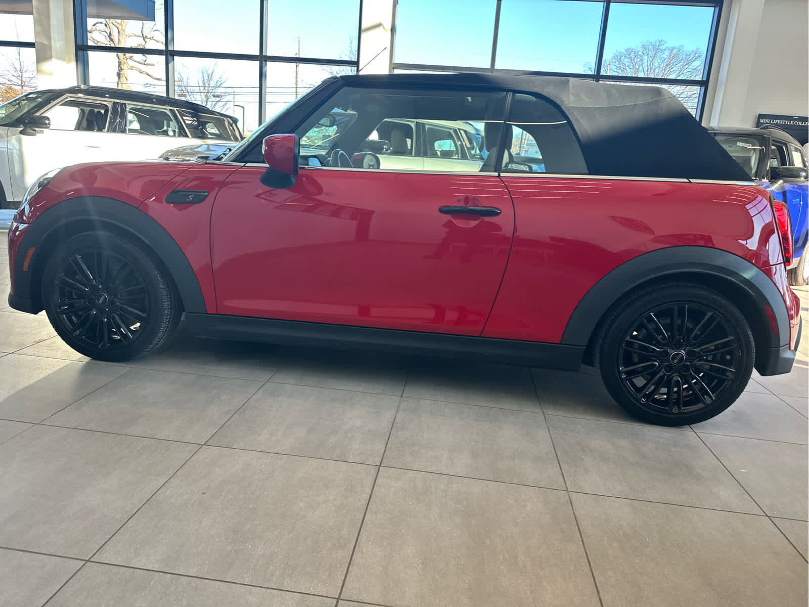 Used 2023 MINI Cooper S image 9