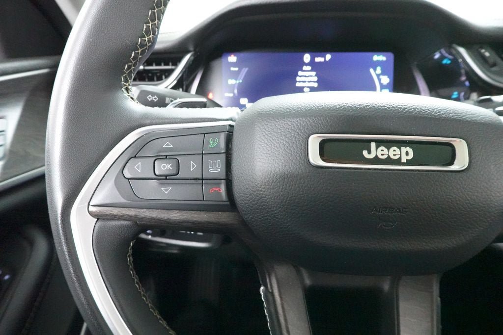 Used 2024 Jeep Grand Cherokee Limited 4xe AWD/4WD image 11