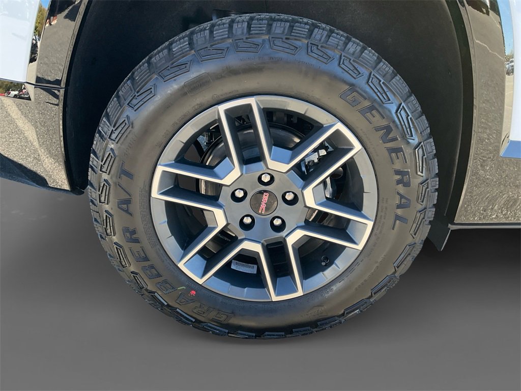 New 2026 GMC Terrain AT4 w/ Convenience Package III image 10