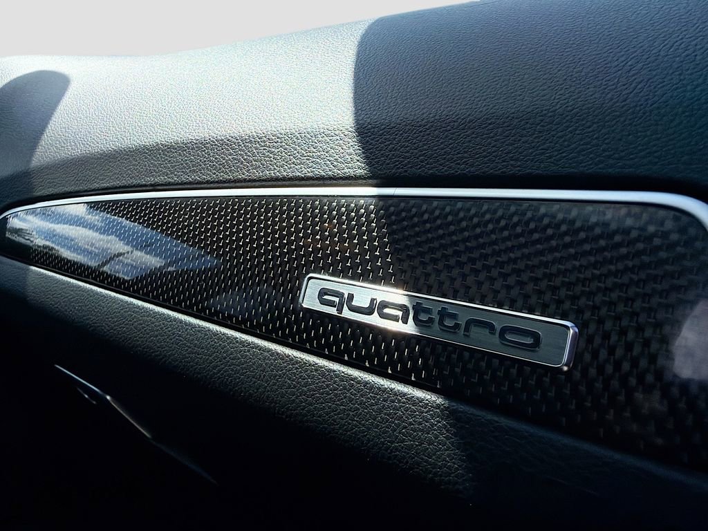 Used 2017 Audi SQ5 Prestige w/ Prestige Package image 36