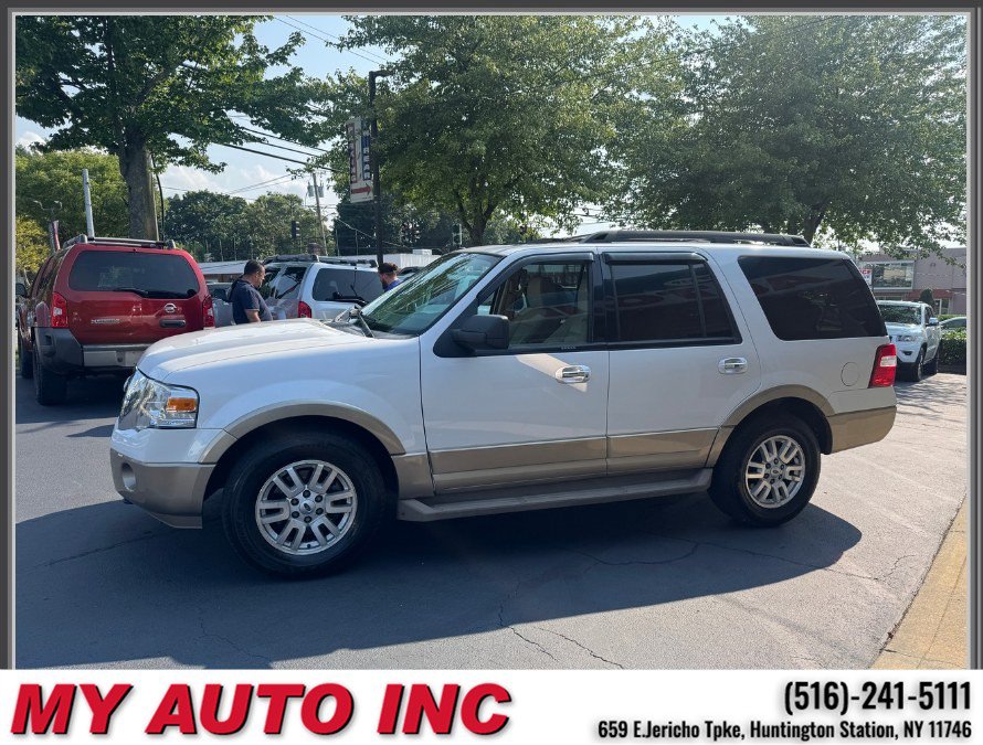 Used 2011 Ford Expedition XLT w/ 202A Rapid Spec Order Code AWD/4WD image 7