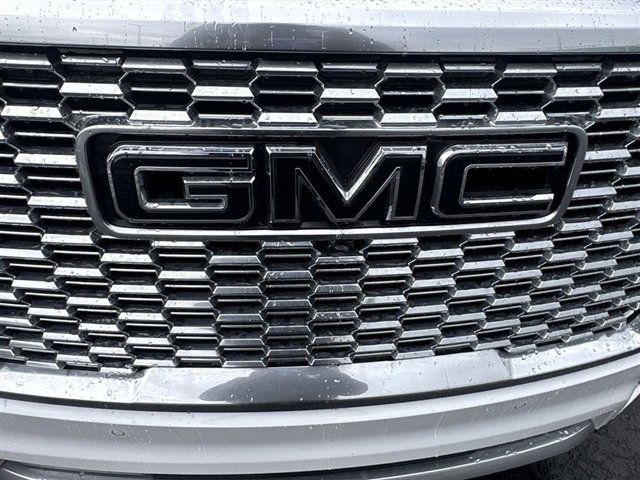 Used 2023 GMC Yukon Denali w/ Max Trailering Package AWD/4WD image 31