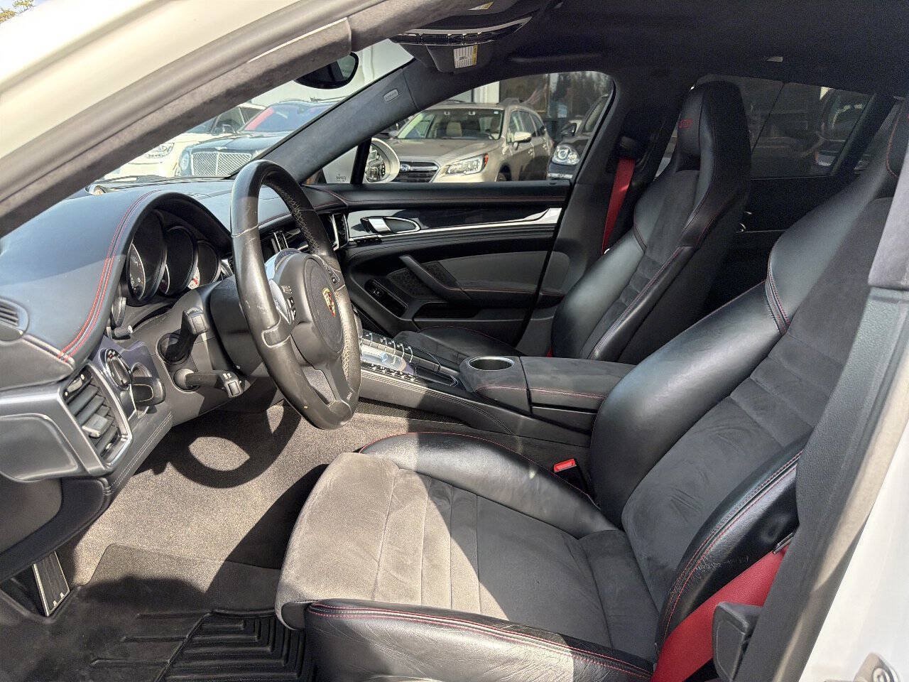 Used 2013 Porsche Panamera GTS AWD/4WD image 40
