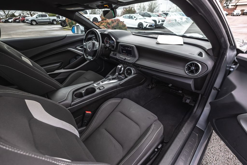 Used 2023 Chevrolet Camaro LT image 18