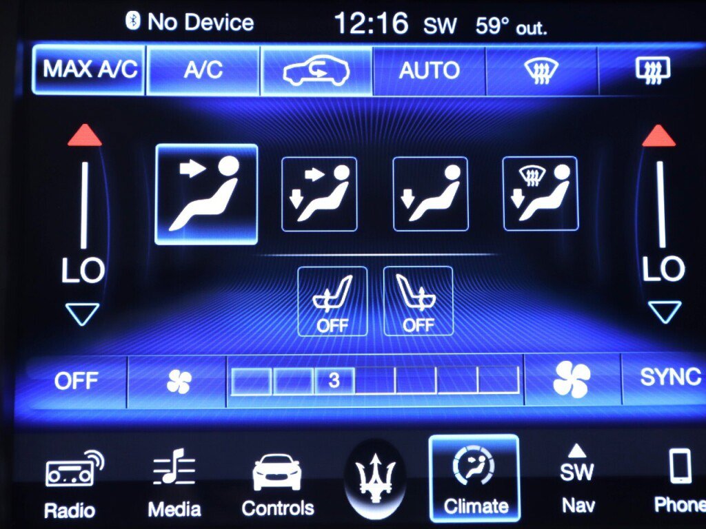 Used 2018 Maserati Levante GranSport AWD/4WD image 17