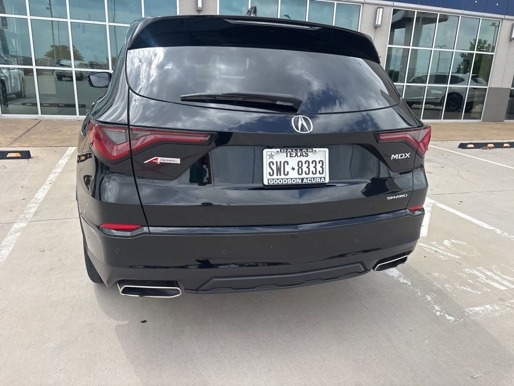 Used 2023 Acura MDX A-Spec image 3