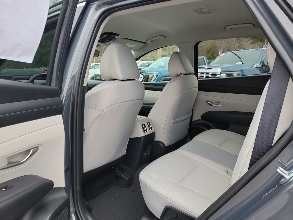 Used 2026 Hyundai Tucson SEL image 9