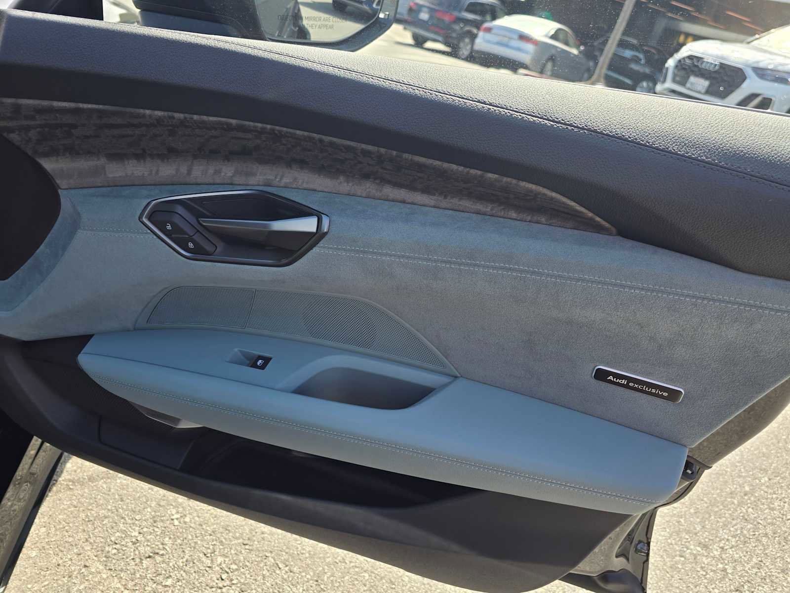 New 2025 Audi S e-tron GT Prestige image 11