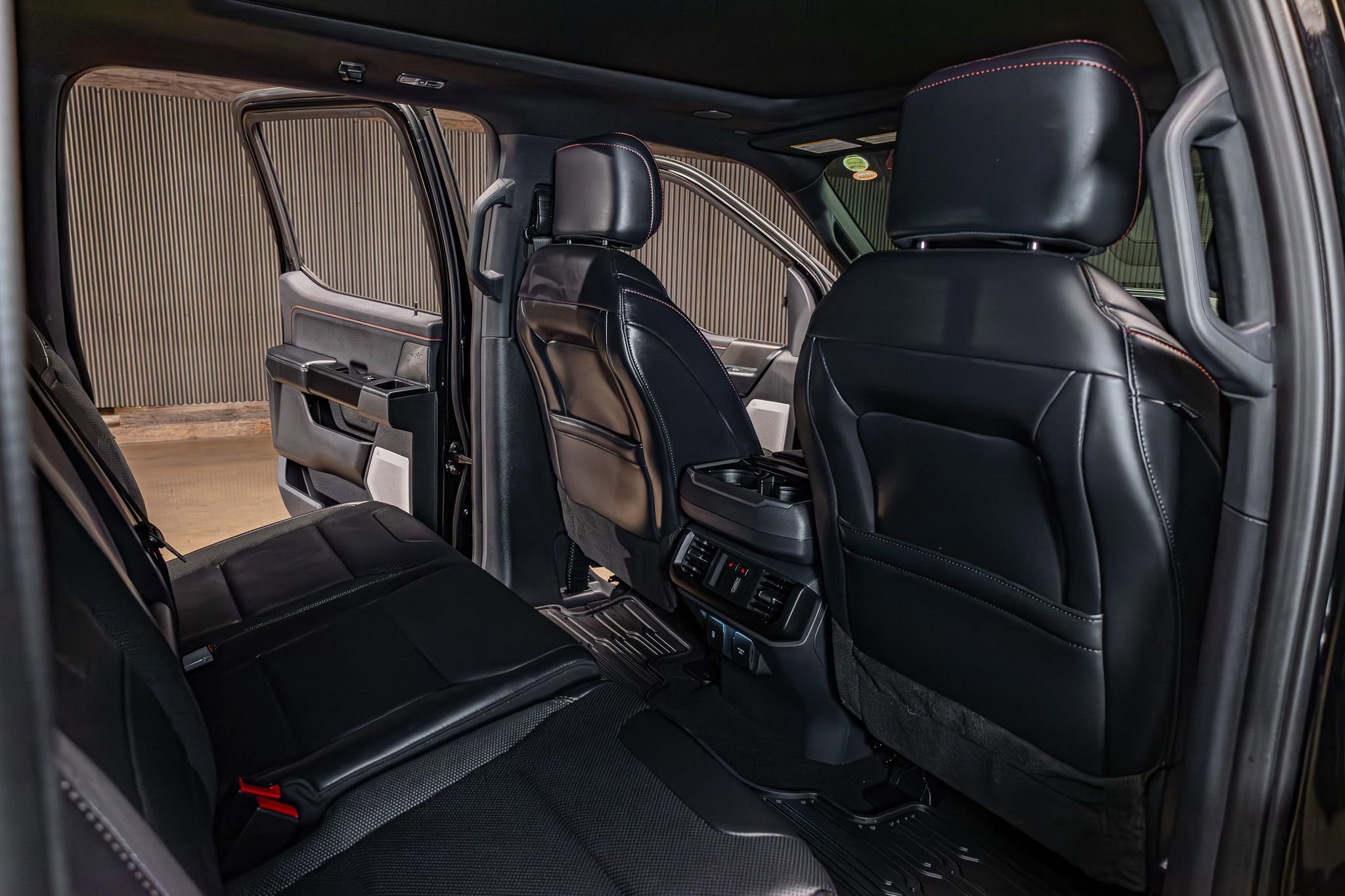 Used 2025 Ford F150 Raptor image 26