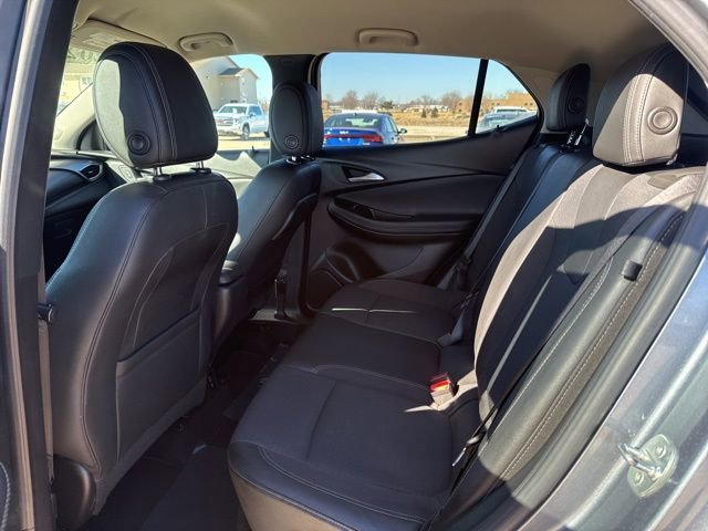 Used 2021 Buick Encore GX Preferred w/ Cold Weather Comfort Package image 34